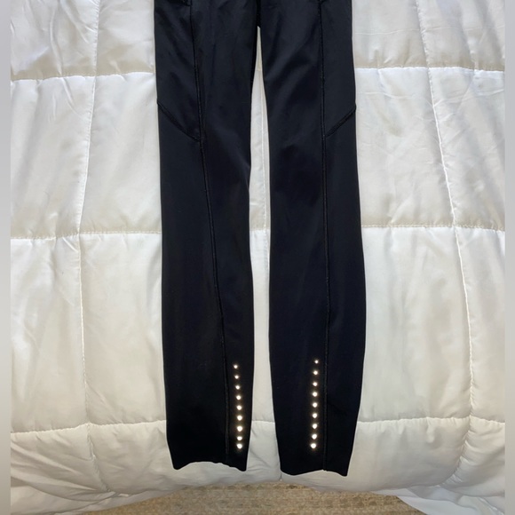 Lululemon Fast and Free 7/8 legging - Picture 3 of 3